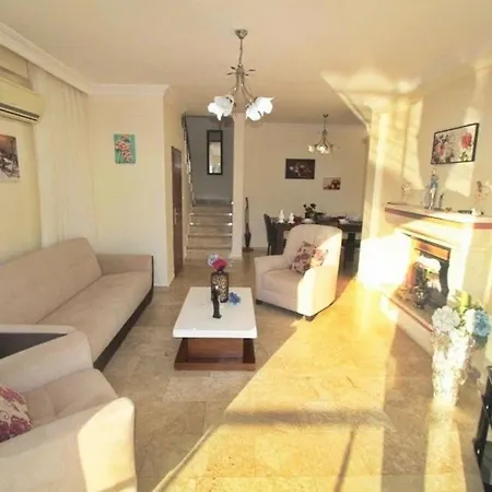 Arnna, Oeluedeniz Villa
